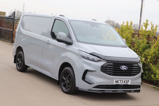 2025 Ford Transit Custom