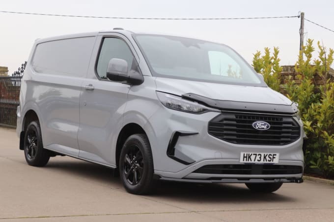 2025 Ford Transit Custom