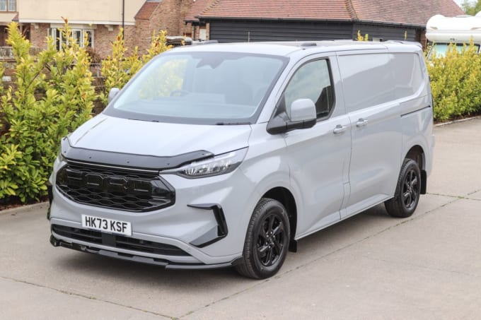 2025 Ford Transit Custom
