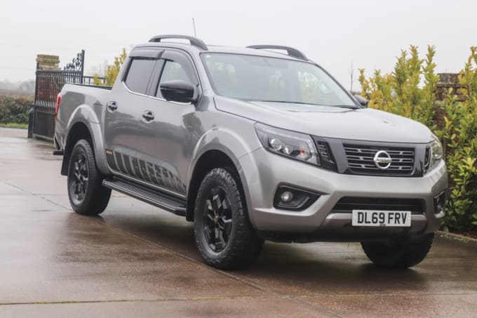 2025 Nissan Navara