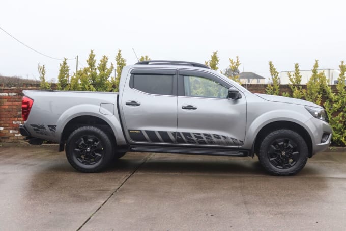 2025 Nissan Navara