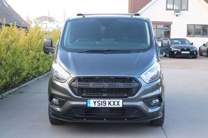 2025 Ford Transit Custom