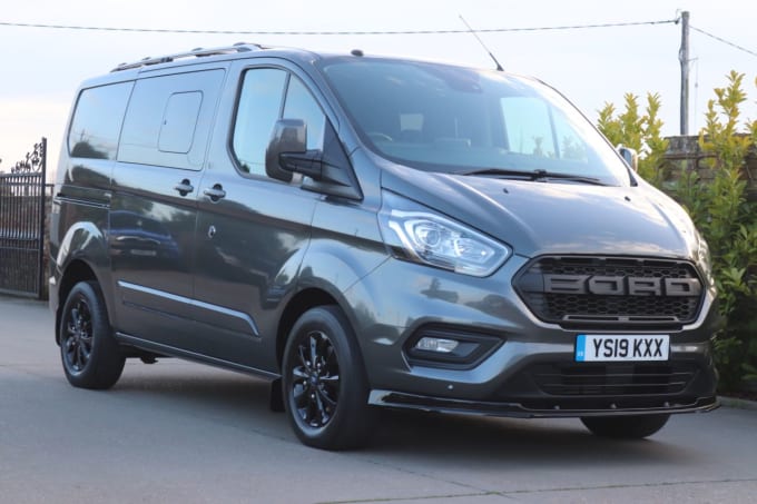 2025 Ford Transit Custom