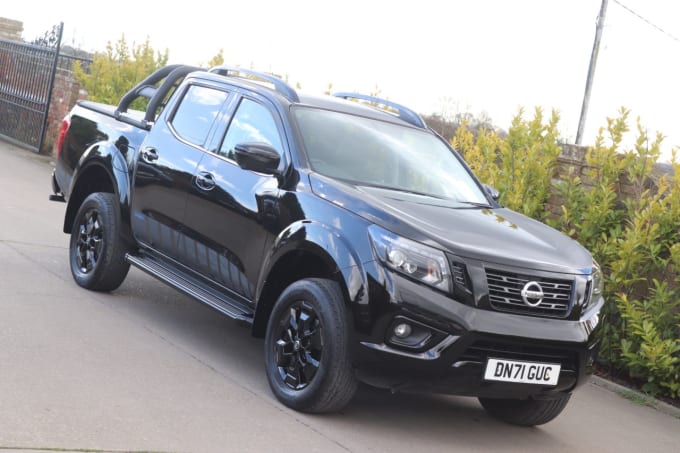 2025 Nissan Navara