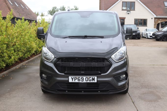 2025 Ford Transit Custom