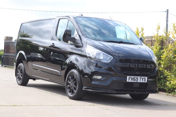 2025 Ford Transit Custom