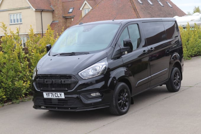 2025 Ford Transit Custom