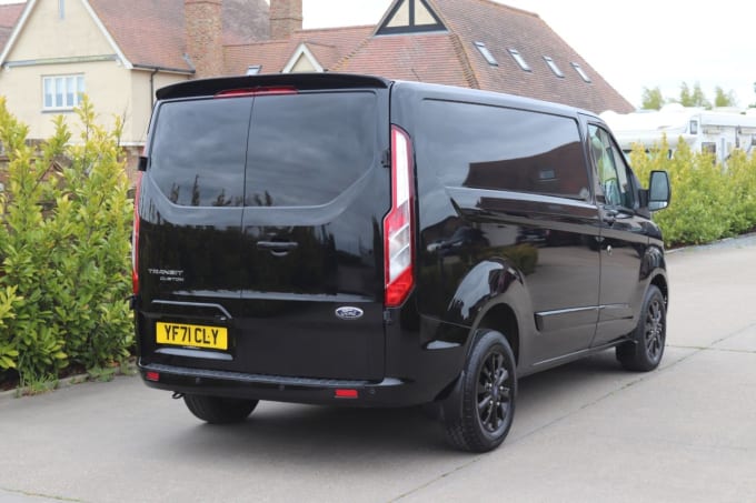 2025 Ford Transit Custom
