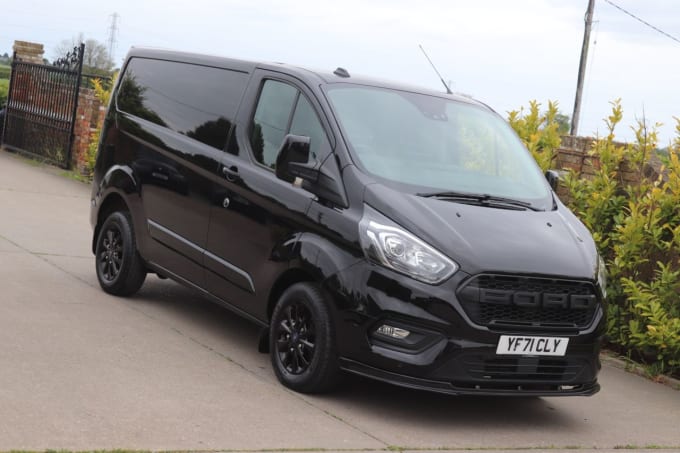 2025 Ford Transit Custom