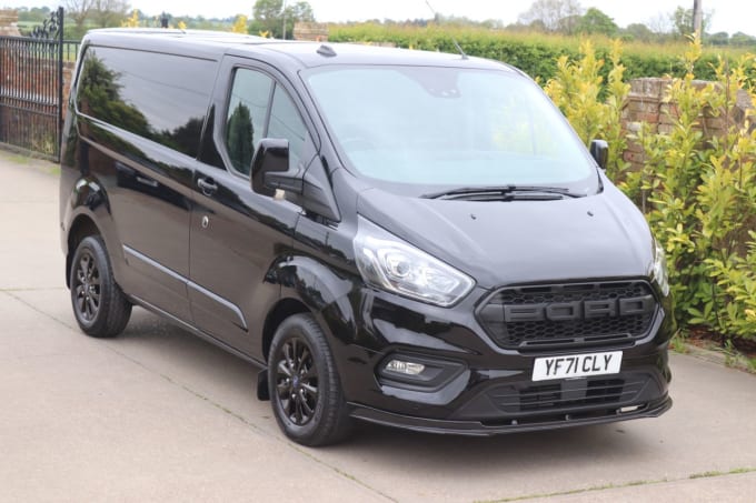 2025 Ford Transit Custom