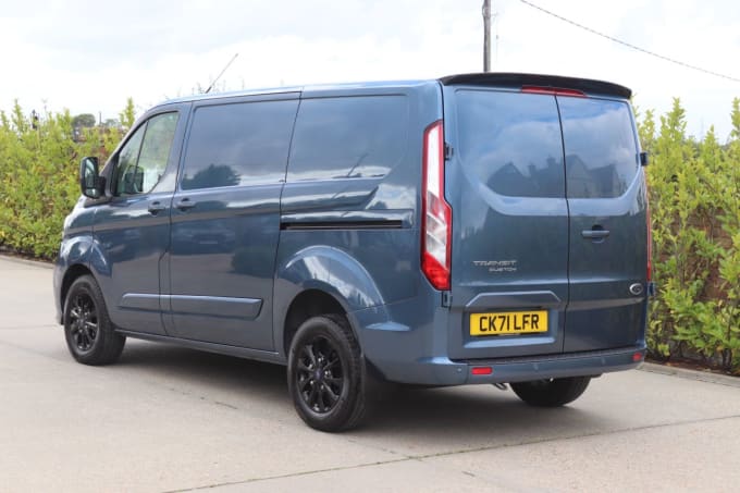 2025 Ford Transit Custom