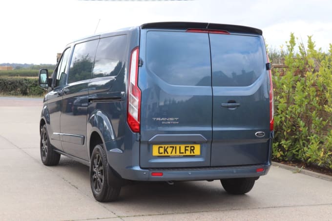 2025 Ford Transit Custom