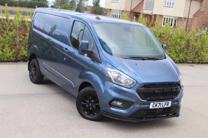 2025 Ford Transit Custom