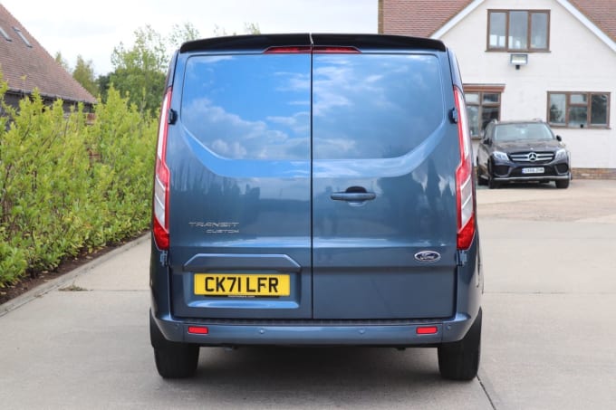 2025 Ford Transit Custom