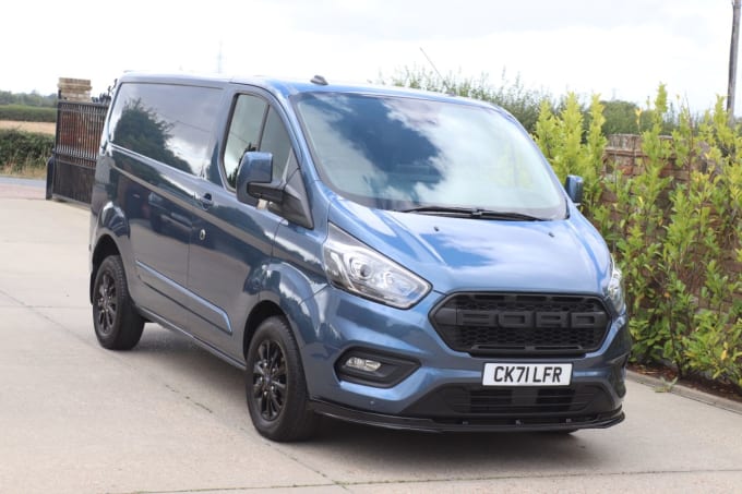 2025 Ford Transit Custom