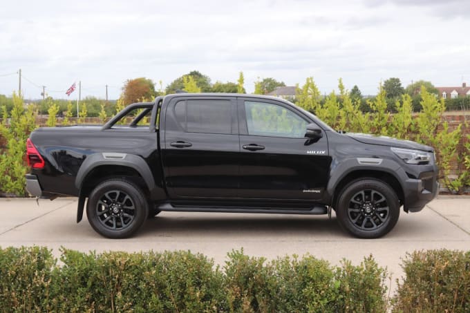 2025 Toyota Hi-lux