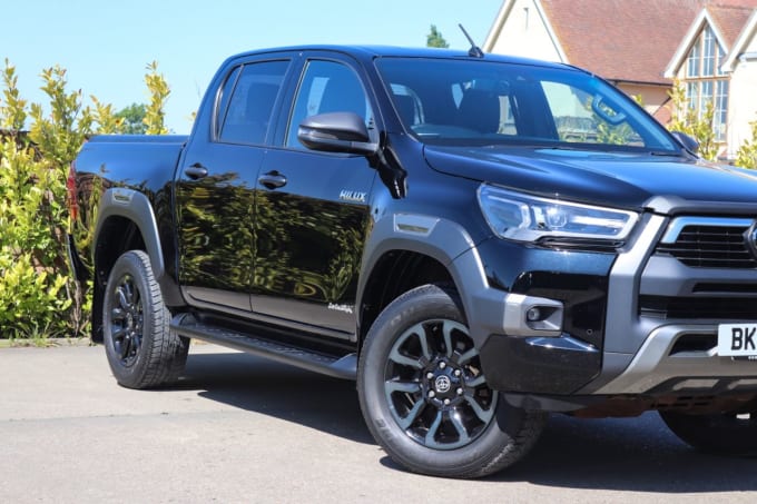2025 Toyota Hi-lux