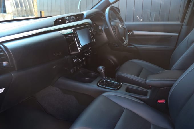 2025 Toyota Hi-lux