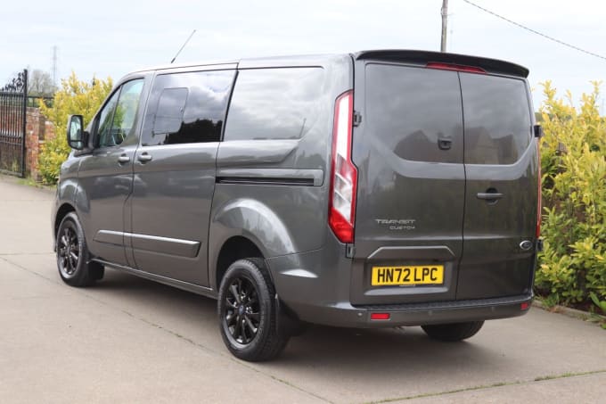 2025 Ford Transit Custom