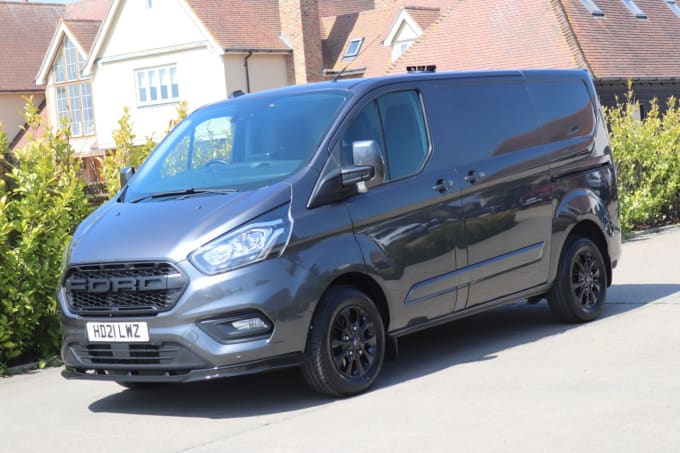 2025 Ford Transit Custom