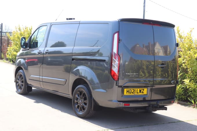 2025 Ford Transit Custom