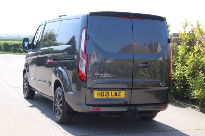2025 Ford Transit Custom