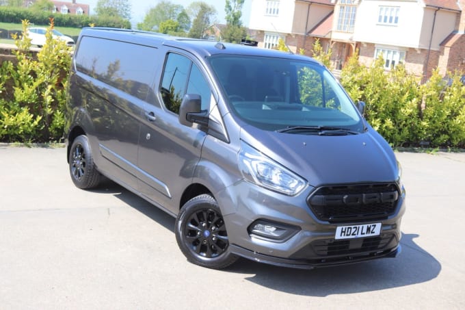 2025 Ford Transit Custom