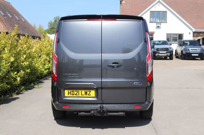 2025 Ford Transit Custom