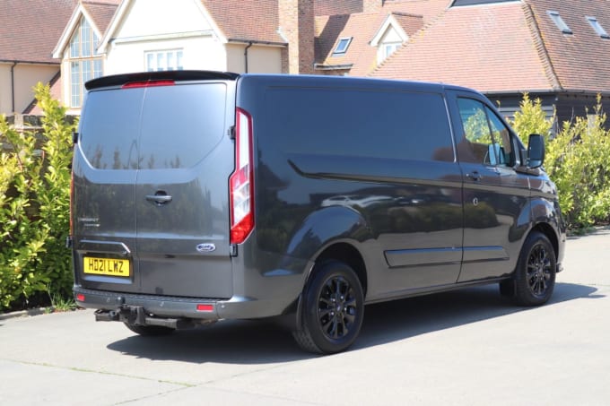 2025 Ford Transit Custom