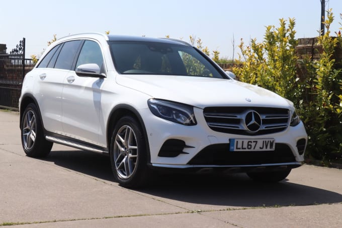 2025 Mercedes-benz Glc