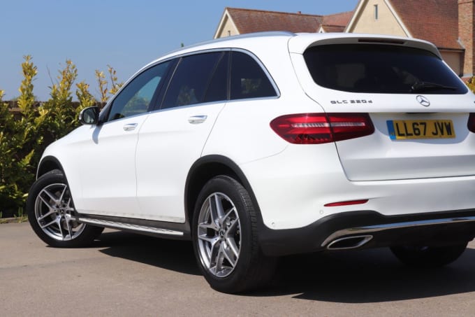 2025 Mercedes-benz Glc