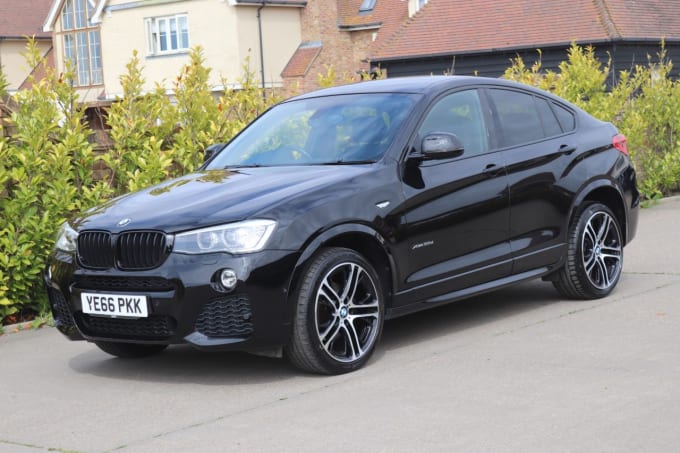 2025 BMW X4