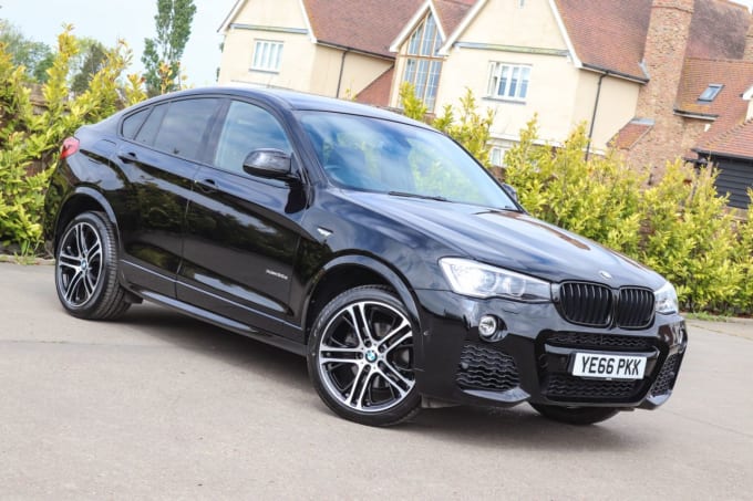2025 BMW X4