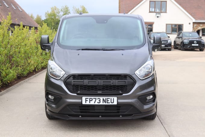 2025 Ford Transit Custom