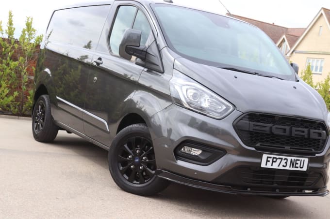 2025 Ford Transit Custom