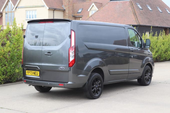 2025 Ford Transit Custom