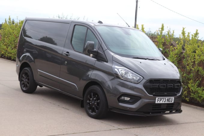 2025 Ford Transit Custom