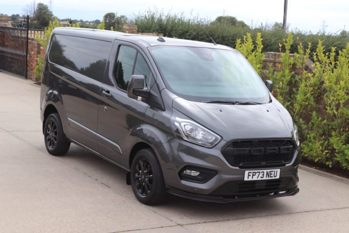 2025 Ford Transit Custom