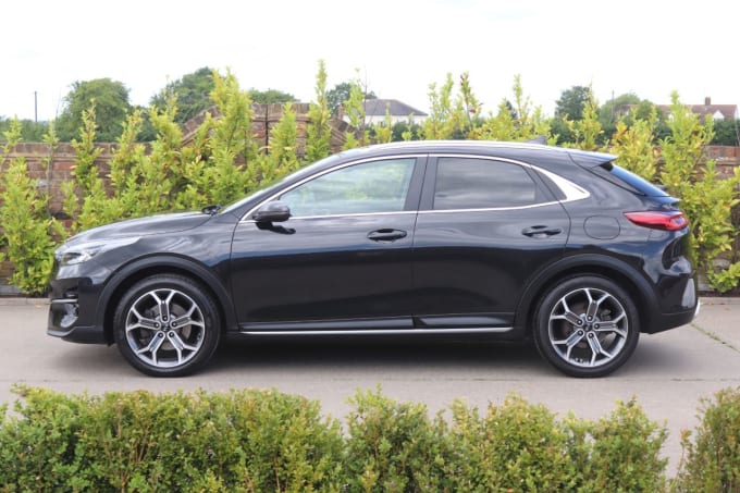 2025 Kia Xceed