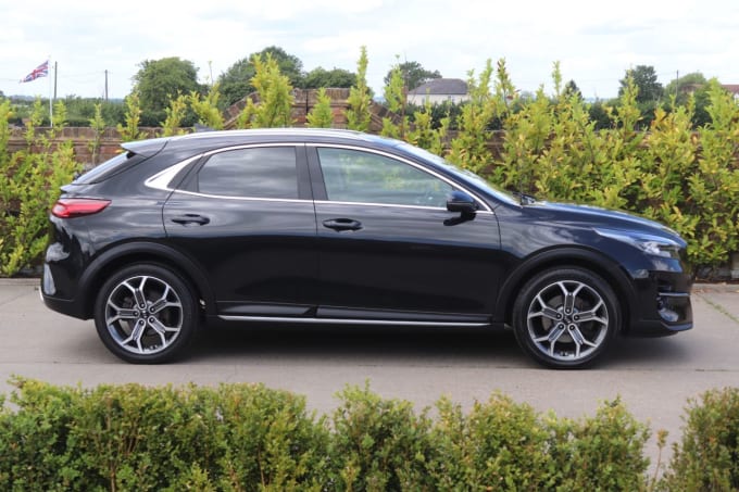 2025 Kia Xceed