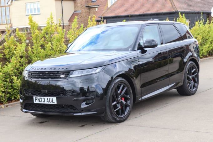 2025 Land Rover Range Rover Sport