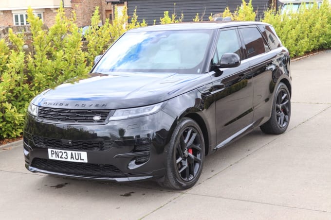 2025 Land Rover Range Rover Sport