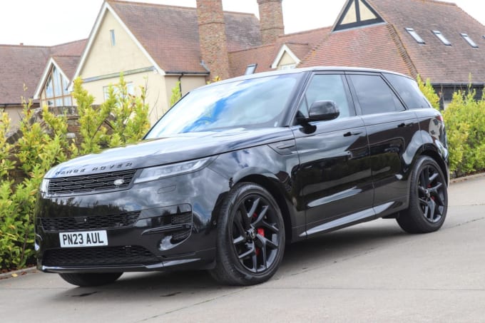 2025 Land Rover Range Rover Sport