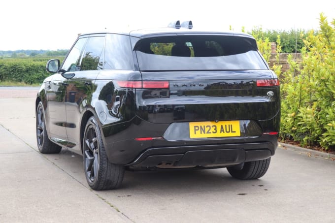 2025 Land Rover Range Rover Sport