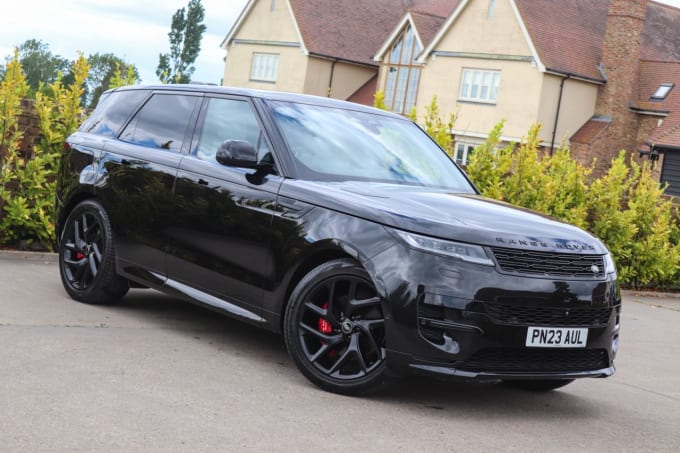 2025 Land Rover Range Rover Sport