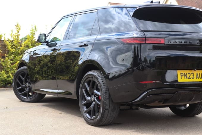 2025 Land Rover Range Rover Sport