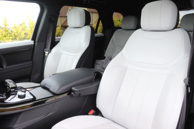 2025 Land Rover Range Rover Sport