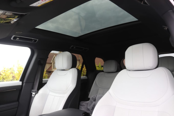 2025 Land Rover Range Rover Sport