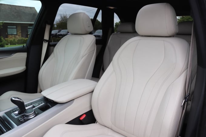 2025 BMW X5