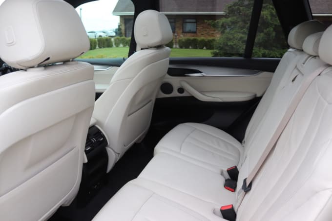 2025 BMW X5
